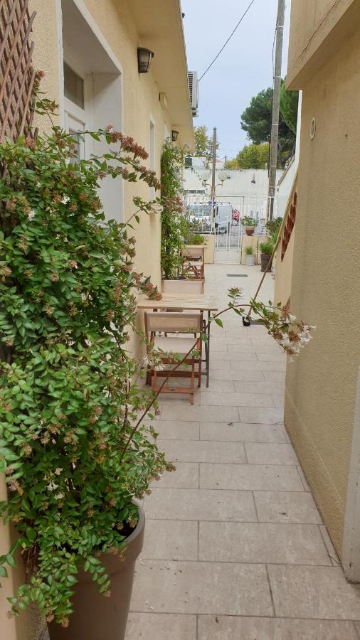 Mistral Appartements Port-Saint-Louis-du-Rhône Dış mekan fotoğraf