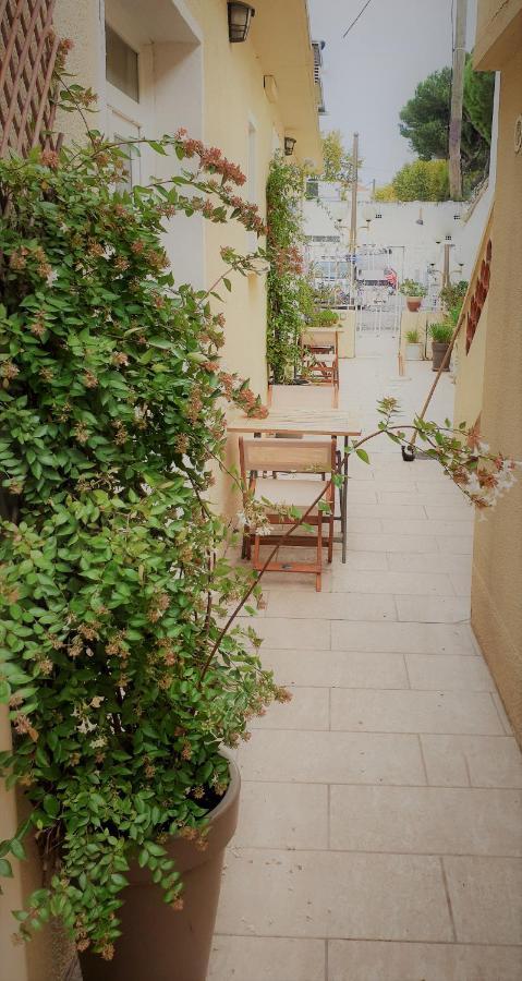Mistral Appartements Port-Saint-Louis-du-Rhône Dış mekan fotoğraf