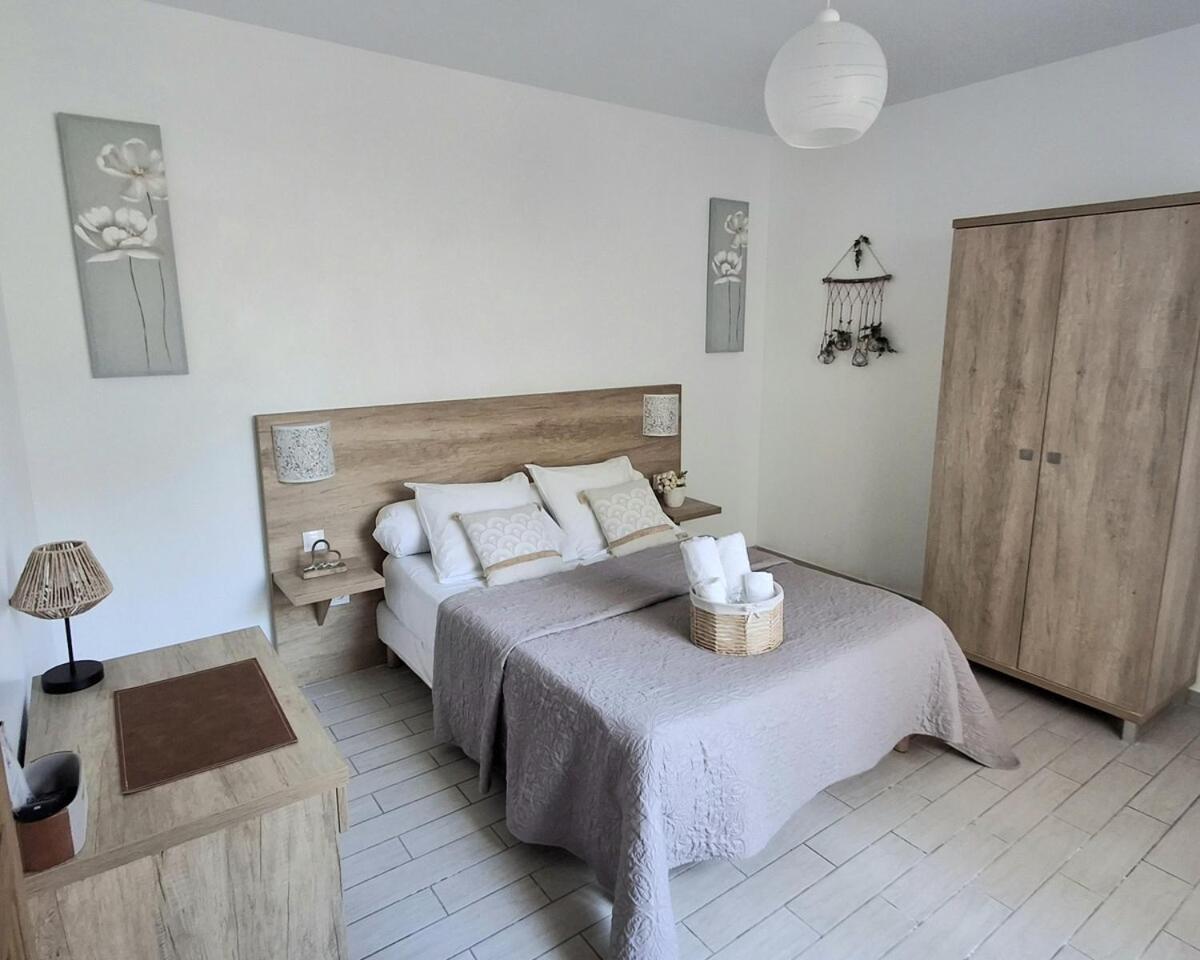 Mistral Appartements Port-Saint-Louis-du-Rhône Dış mekan fotoğraf